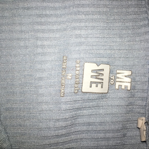 Modern pale blue long sleeve button up - Picture 3 of 3